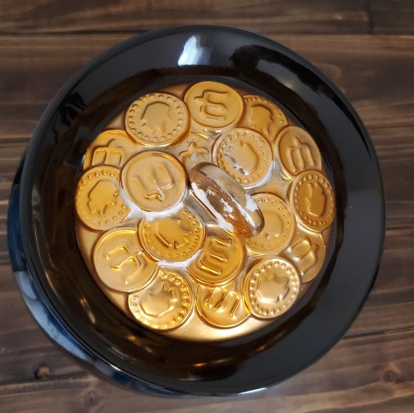 Marcus Notley Pot of Gold Irish Footed Cookie Jar Shamrock Clover Coin Lid 2008 - Picture 3 of 8